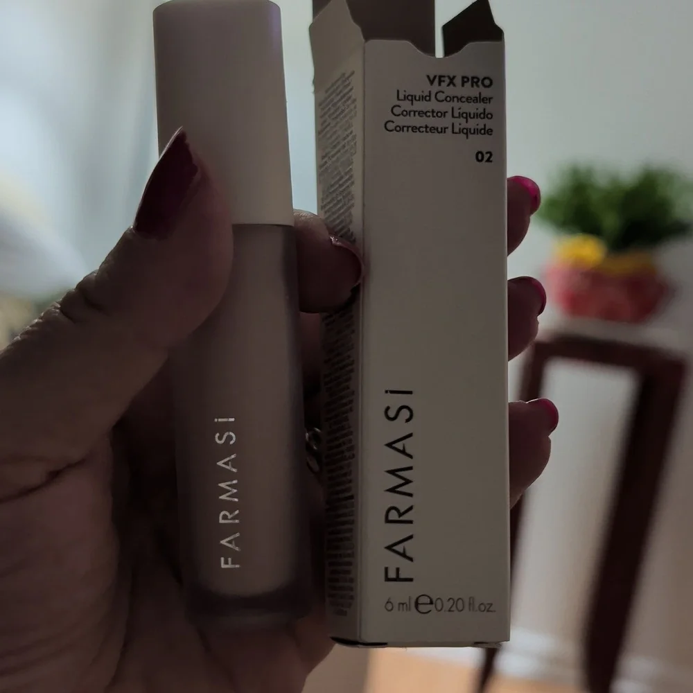 Farmasi VFX Pro Liquid Concealer